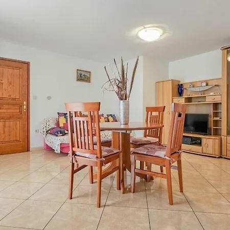 Ferienwohnung Fur 3 Personen Ca 35 Qm In Novigrad, Istrien Istrische Riviera - B60671