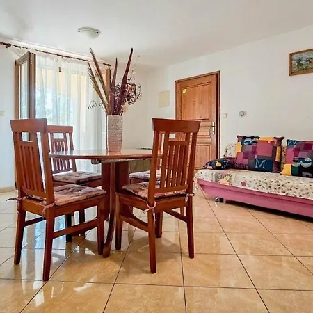 Ferienwohnung Fur 3 Personen Ca 35 Qm In Novigrad, Istrien Istrische Riviera - B60671 * Karpinjan