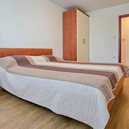 Ferienwohnung Fur 3 Personen Ca 35 Qm In Novigrad, Istrien Istrische Riviera - B60671